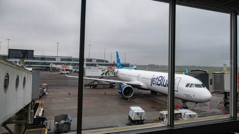 JetBlue Airways penalized $2 million for chronic flight delays