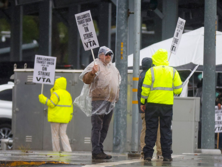 VTA workers reject latest contract offer, extending strike