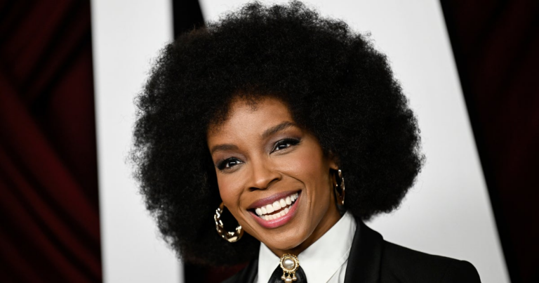 White House Correspondents’ Association Drops Amber Ruffin As Headliner For Correspondents’ Dinner