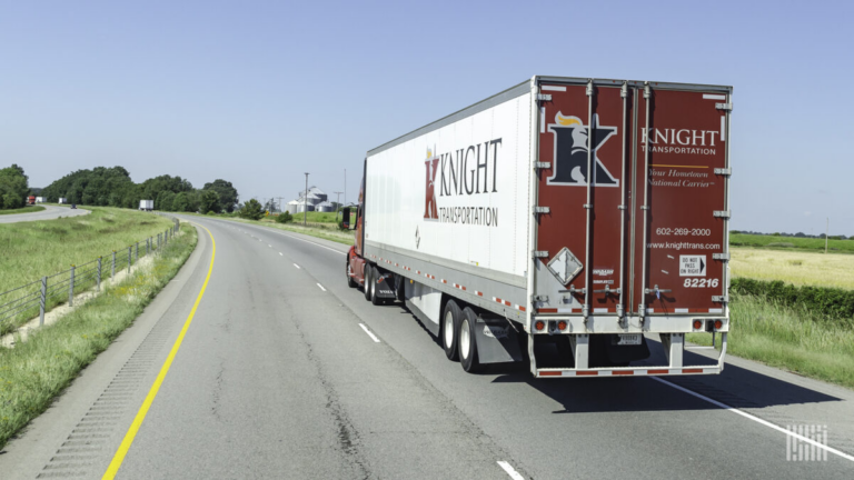 Knight-Swift grappling with tariff-spooked customers in bid season
