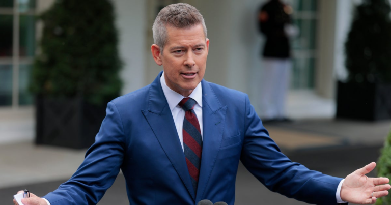 Watch Live: Transportation secretary unveiling plan to overhaul air traffic control system after Newark airport outage