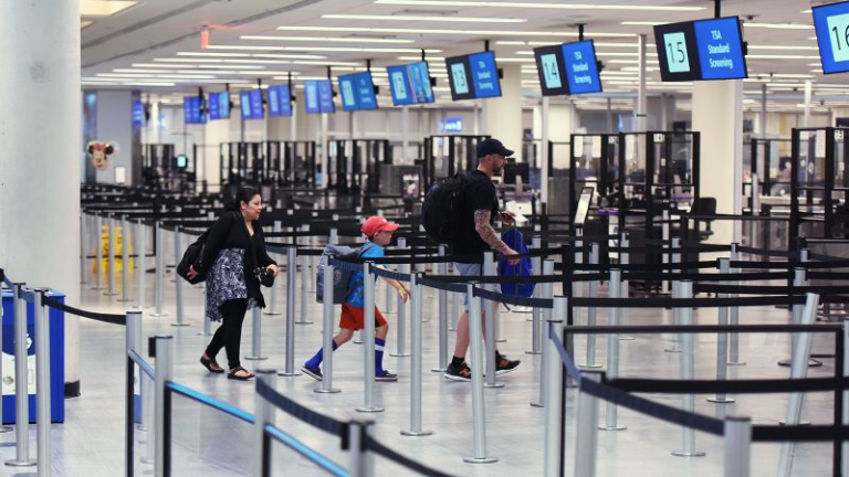 TSA expands security checkpoint lanes for families with children and military members