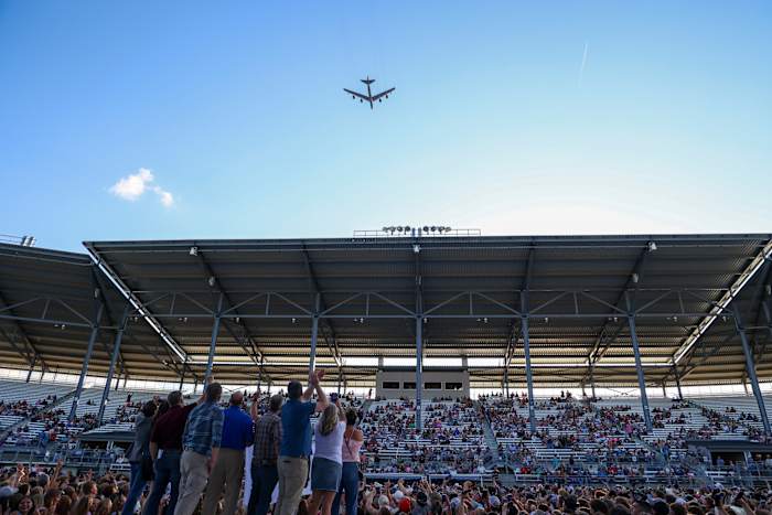 NTSB says B-52 bomber nearly hit two different planes in North Dakota last month