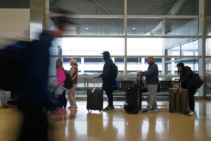 US airlines’ daily cancellations top 2,000 for first time since shutdown cuts began