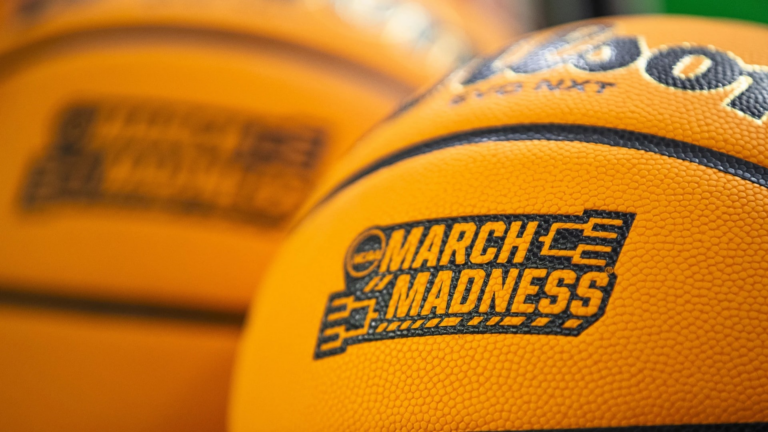 Live Updates: NCAA Tournament second round, day 2